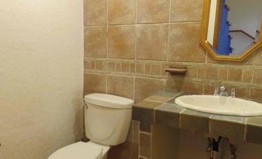 Casa habitación en  renta de dos niveles, cerca del centro de Tlalpan, Av. Insurgentes  Sur y la estación del metro bus Fuentes Brotantes.