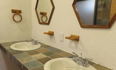 Casa habitación en  renta de dos niveles, cerca del centro de Tlalpan, Av. Insurgentes  Sur y la estación del metro bus Fuentes Brotantes.