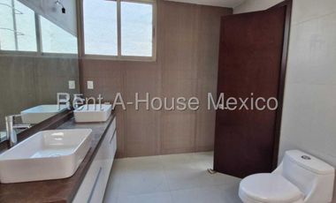 Casa en Venta en Lomas Verdes, Naucalpan de Juárez
