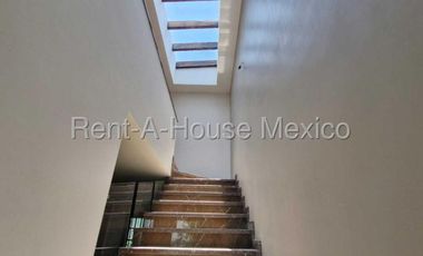 Casa en Venta en Lomas Verdes, Naucalpan de Juárez