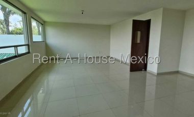 Casa en Venta en Lomas Verdes, Naucalpan de Juárez