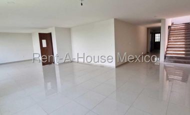 Casa en Venta en Lomas Verdes, Naucalpan de Juárez