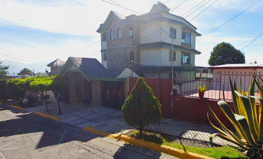 CASA EN VENTA EN VENTA EN LOMAS DEL VALLE TLALNEPANTLA