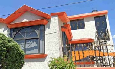 Casa en venta en Izcalli, Estado de México.