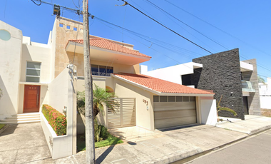 CASA EN VENTA EN COSTA DE ORO, VERACRUZ