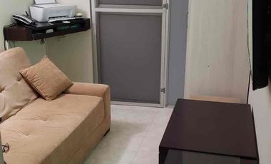 se arrienda casa amueblada