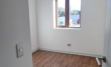 Vende Departamento en Condominio Lomas de Reloncavi, a solo pasos de Clínica Universitaria y Universidad San Sebastián.