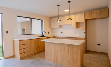 casas en venta en Challuabamba Cuenca