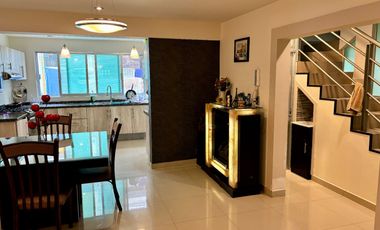EXCELENTE OPORTUNIDAD DE CASA EN LA COLONIA FELIX IRETA, IDEAL PARA NEGOCIO, OFICINAS, CASA HABITACION FÉLIX IRETA 24,800