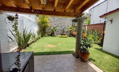 Casa en exclusivo Condominio de solo 10 casas   En Lomas de Atzingo, Cuernavaca Morelos.