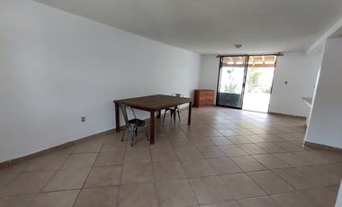 Casa en exclusivo Condominio de solo 10 casas   En Lomas de Atzingo, Cuernavaca Morelos.