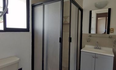 Casa en exclusivo Condominio de solo 10 casas   En Lomas de Atzingo, Cuernavaca Morelos.