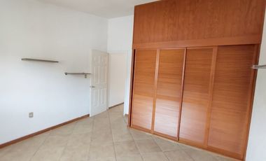 Casa en exclusivo Condominio de solo 10 casas   En Lomas de Atzingo, Cuernavaca Morelos.