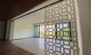 Hermoso Departamento Frente a Parque en el Country Club