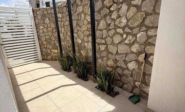 SE VENDE CASA UBICASA EN CERRADA CIPRESES