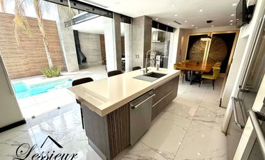SE VENDE CASA UBICASA EN CERRADA CIPRESES