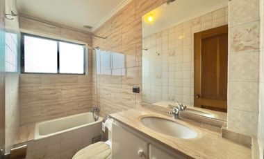 Se arrienda departamento céntrico, 4 piezas 3 baños, Curicó