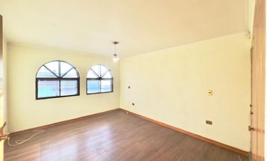 Se arrienda departamento céntrico, 4 piezas 3 baños, Curicó