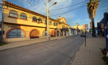 Se arrienda departamento céntrico, 4 piezas 3 baños, Curicó