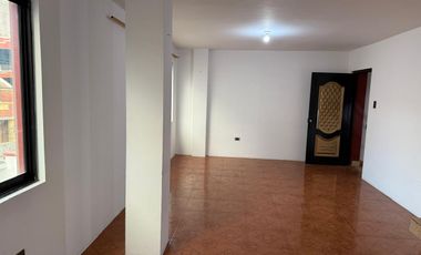 En renta departamento en Azogues