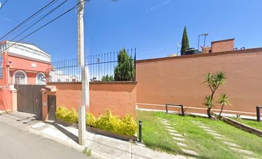 Casa en venta Col. Claustros de San Miguel Cuautitlan Izcalli