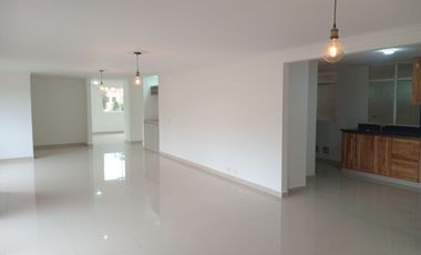 Apartamento en Arriendo en Las Brujas Envigado,Antioquia