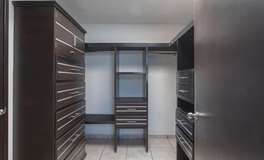 Gran Venta Casa a pie de calle cerca de UDLAP