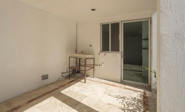 Gran Venta Casa a pie de calle cerca de UDLAP