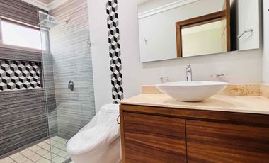 Casa En venta solares Zapopan