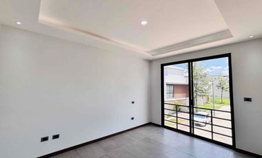 Casa En venta solares Zapopan
