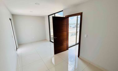 Casa En venta solares Zapopan