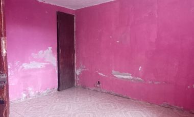 CASA EN VENTA DE DOS NIVELES Y PATIO INTERIOR UBICADA A 15 MINUTOS DE LA UNIVERSIDAD POLITECNICA DE CHIMALHUACAN,