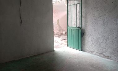 CASA EN VENTA DE DOS NIVELES Y PATIO INTERIOR UBICADA A 15 MINUTOS DE LA UNIVERSIDAD POLITECNICA DE CHIMALHUACAN,