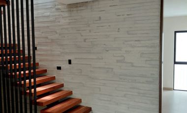 CASA EN RENTA EN CANCUN, ZONA HUAYACAN & COLEGIOS, ESTRENA! ÚLTIMA CASA!!