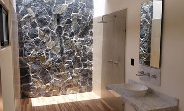 CASA EN RENTA EN CANCUN, ZONA HUAYACAN & COLEGIOS, ESTRENA! ÚLTIMA CASA!!