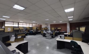Local comercial en venta por propietario en Los Álamos, Bogotá cerca del Aeropuerto Internacional El Dorado