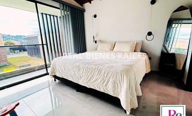 Casa en Unidad Cerrada con Portería 24h