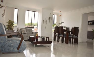 Venta Amplio Apartamento Sector Alamos Pereira