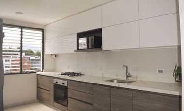 Venta Amplio Apartamento Sector Alamos Pereira