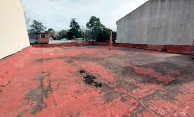 Castelar Norte - Venta - Casa 4 Ambientes