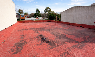 Castelar Norte - Venta - Casa 4 Ambientes
