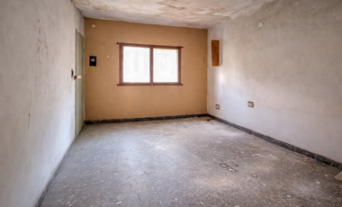 Castelar Norte - Venta - Casa 4 Ambientes