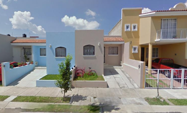 HERMOSA CASA JARDINES DEL VERGEL ZAPOPAN !!!!