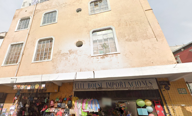 Edificio en República de Argentina, col. Centro, Cuauhtémoc, CDMX