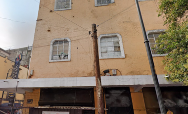 Edificio en República de Argentina, col. Centro, Cuauhtémoc, CDMX