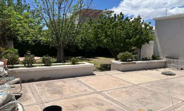 RESIDENCIA ANTIGUA EN EXCELENTES CONDICIONES COL ZARCO