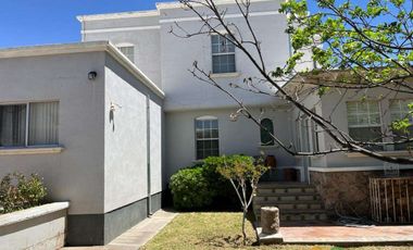 RESIDENCIA ANTIGUA EN EXCELENTES CONDICIONES COL ZARCO