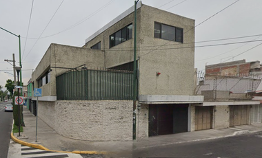 PROPIEDAD DISPONIBLE A LA VENTA CON EXCELENTE OPORTUNIDAD DE INVERSIÓN