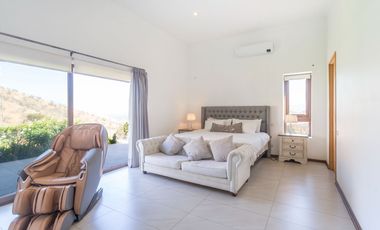 Casa Con Vista Hacia El Valle De Chicureo, Sta.mª Chamisero