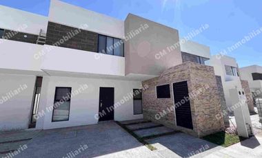 Casa Nueva lista para estrenar, SOTAVENTO , pozos, hall de tv en planta baja con baño completo